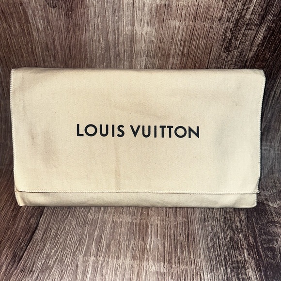 Louis Vuitton Pouchette Monogram Canvas Wristlet Clutch w/ Strap and Dust Bag - Picture 13 of 14